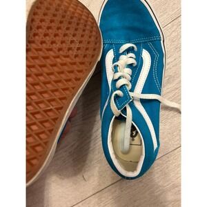Vans shoes‎